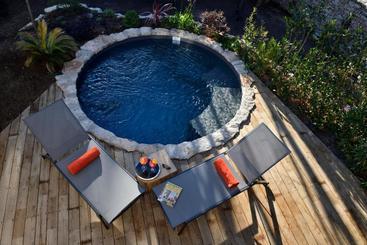 هتل A Speranza Suites Avec Piscine Privative Chauffée
