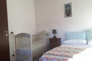 فندق Agriturismo I Lamoi