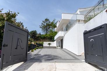 ペンション Prestige House 4