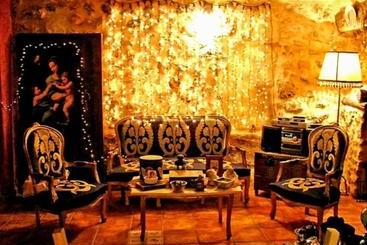 پانسیون Room In Lodge   Romantic Getaway To Cuenca The Fifth