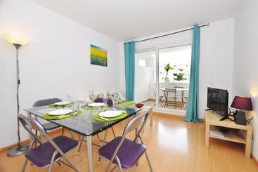 Apartamentos Royal Marine