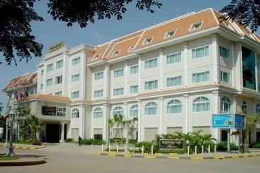 هتل Angkor Riviera