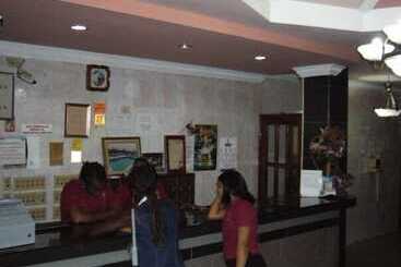 Отель Covadonga