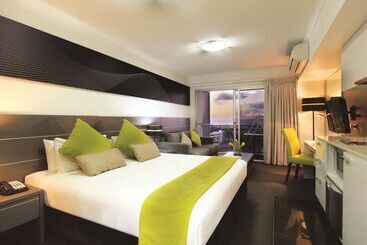 هتل Oaks Townsville Metropole
