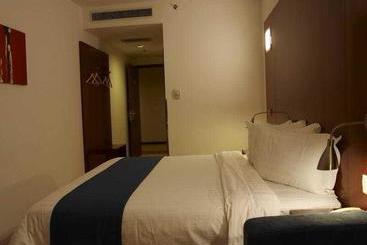 هتل Ramada Encore Wuxi