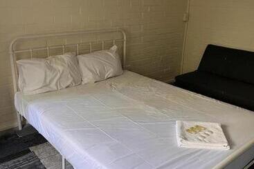 בית מלון כפרי H & D Apartments