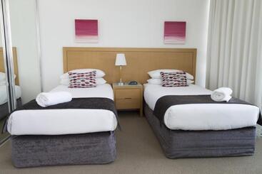 호텔 Ultiqa Freshwater Point Resort