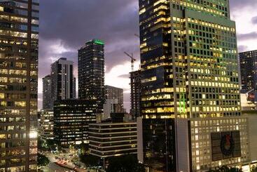 فندق W Miami