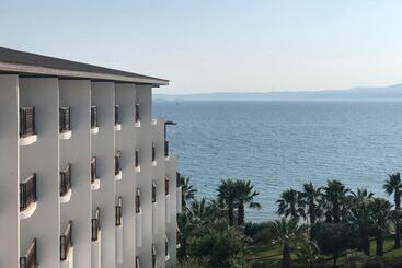 Kerasus Resort Hotel