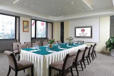 Lee Garden Service Apartment Wangfujing