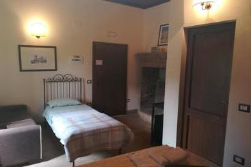 تختخواب و صبحانه Casale San Fortunato