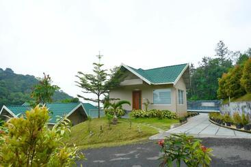 בית מלון כפרי Aveda Munnar Mountains And Mist