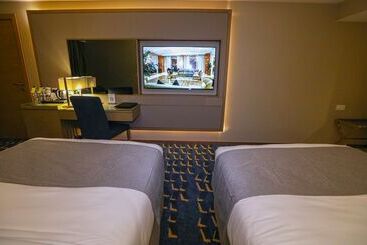 فندق Cheerful Al Waha Unayzah