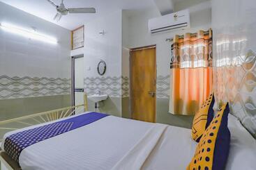 Отель Spot On 77070 Jainsite Bhavan