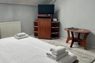 هتل львівський