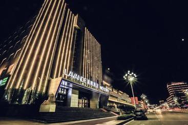 Lavande Hotel Alxa Zuoqi Tullict South Road