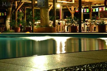 ユースホステル Hostería Miraflores