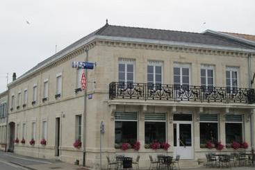 Отель L Esperance