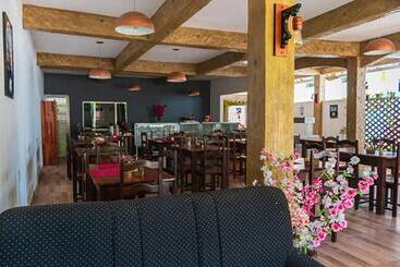 Отель Mitologia Algodoal