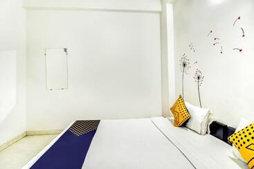 호텔 Spot On 39824 Hill View