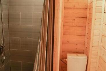 هاستل Rybatska 7