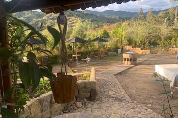 مبيت وإفطار Campestre Mirador Calopala