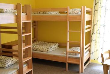 Hostel Příběh