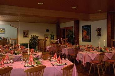 ホテル Blick Zum Maimont