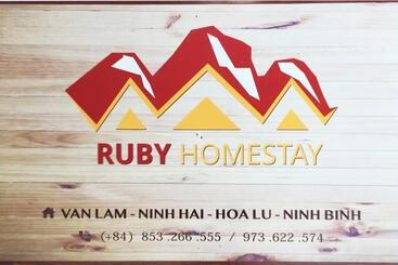 هتل Ruby Homestay