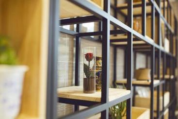 هتل Shell Shanghai Jiadingbei Subway Station Shuping Road