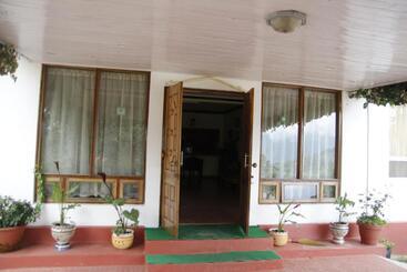 호텔 Vamoose Mandarin Village Resort