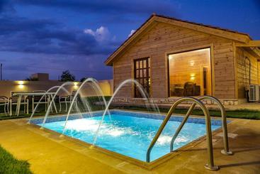 Jeeda Park Resort