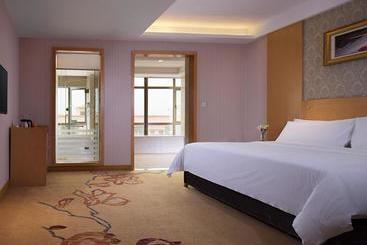 Vienna 3 Best Hotel Dongguan Liaobu Veicle City