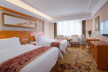 Vienna Hotel Zhongshan Central Coach Station