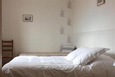 펜션 La Campagne De Petre