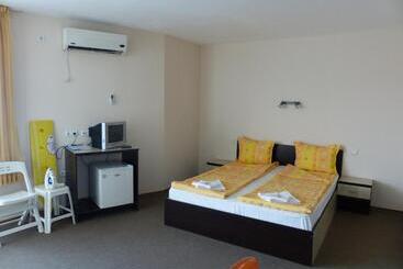 펜션 Studio S Vasiliko