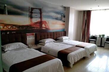 Thank Inn Chain Hotel Dong Town Dahuaishu