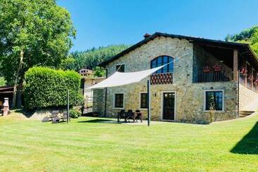 ホテル Agriturismo Poderino