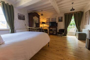 민박 Spirit Of 1944