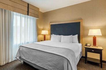 Cambria Hotel Akron   Canton Airport