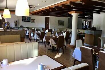 Отель Del Valle