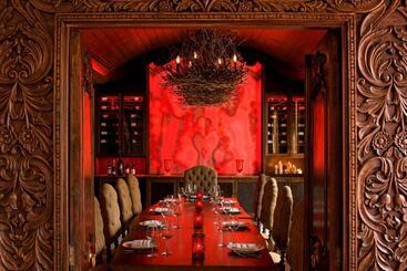 هتل Grand Bohemian Asheville, Autograph Collection