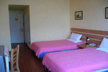 Отель Home Inn Shengping