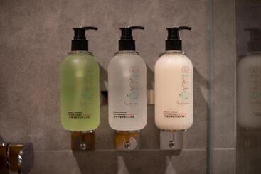 Orange Hotel Select Ningbo Railway Station Yuehu