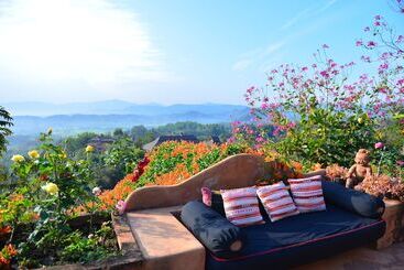 Hotel Phu Chaisai Chiang Rai Mountain Resort