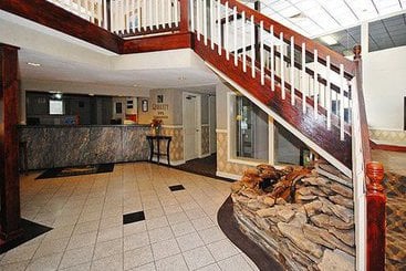 فندق Rodeway Inn Brockton