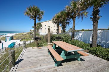 فندق Resortquest Rentals At Crystal Sands East & West