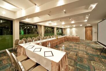 Hotel Springfield @ Sea Resort & Spa