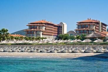Radisson Blu Resort & Spa Cesme
