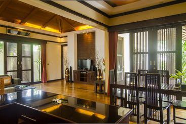 استراحتگاه Kirikayan Luxury Pool Villas & Suite